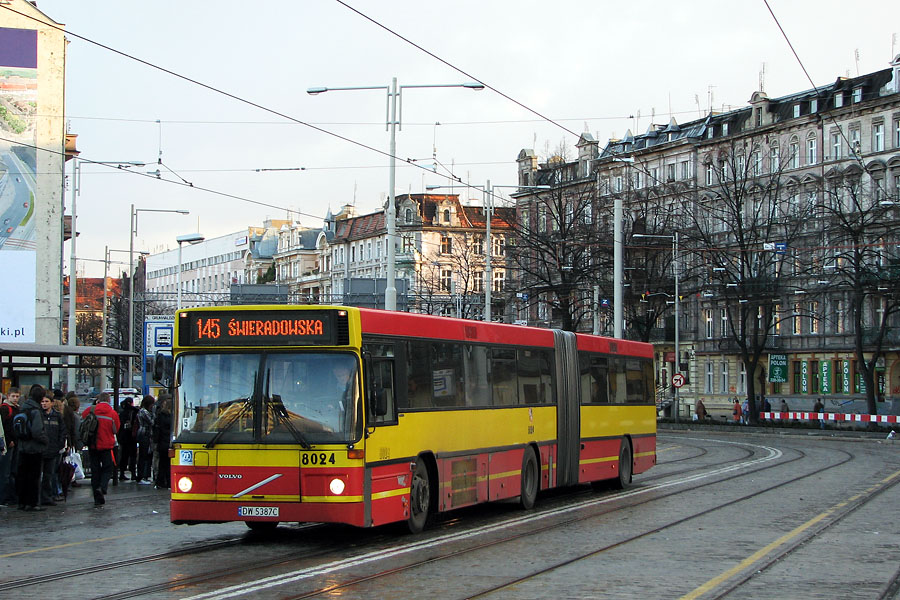 Volvo B10MA MPK Wroc�aw #8024