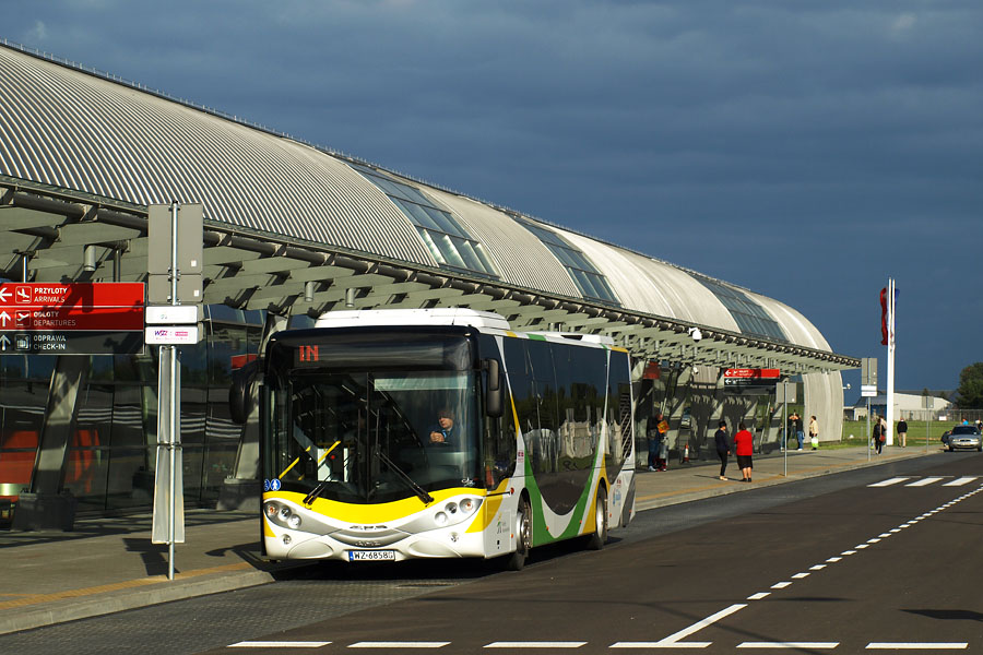 AMZ CS12LF Warbus Warszawa #WZ 6858G