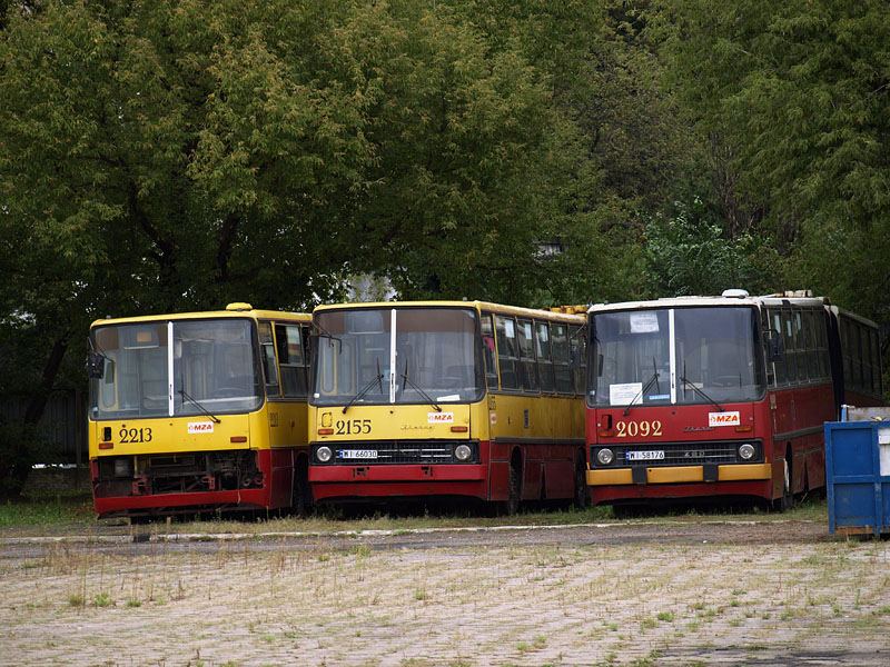 Ikarus 280.26: #2213, #2092 oraz Ikarus 280.46 oraz Ikarus 280.26: #2155 MZA Warszawa